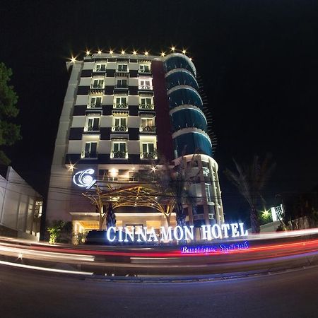 Cinnamon Hotel Boutique Syariah Tutugan Exterior photo
