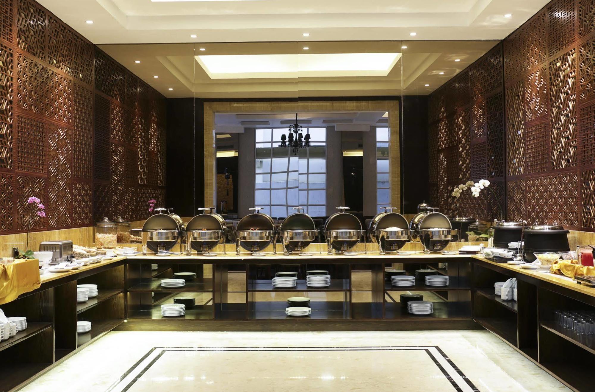 Cinnamon Hotel Boutique Syariah Tutugan Exterior photo