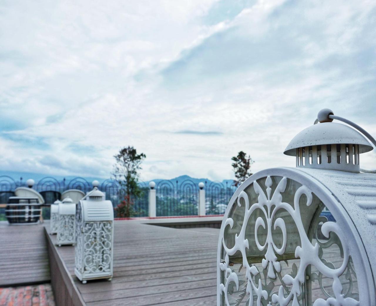 Cinnamon Hotel Boutique Syariah Tutugan Exterior photo